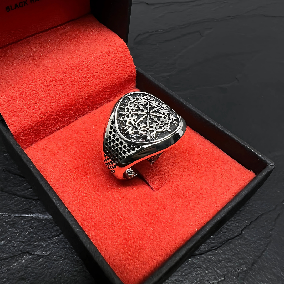 MOCCAN Ring