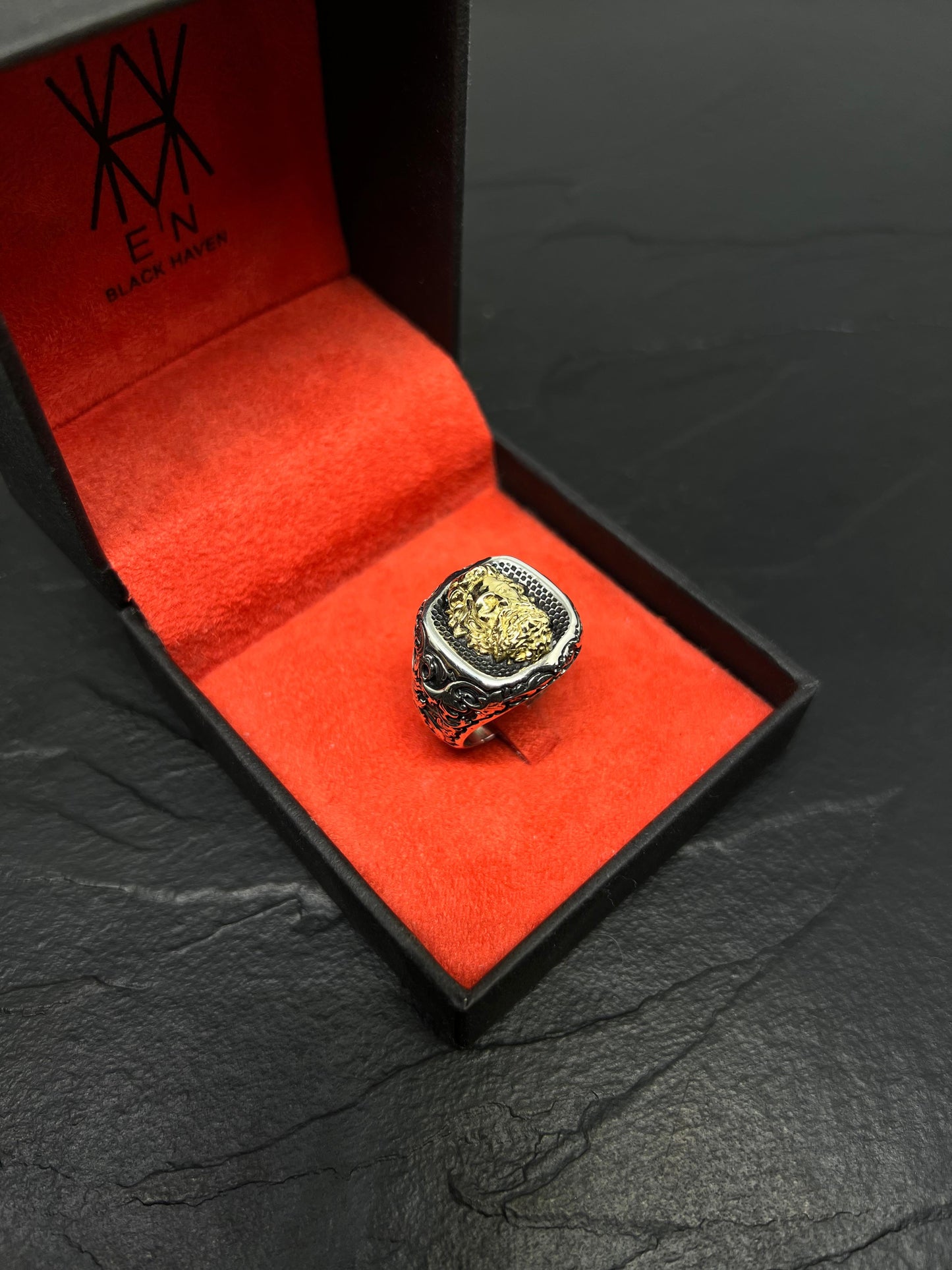 ANEL ZEUS PRATA & OURO