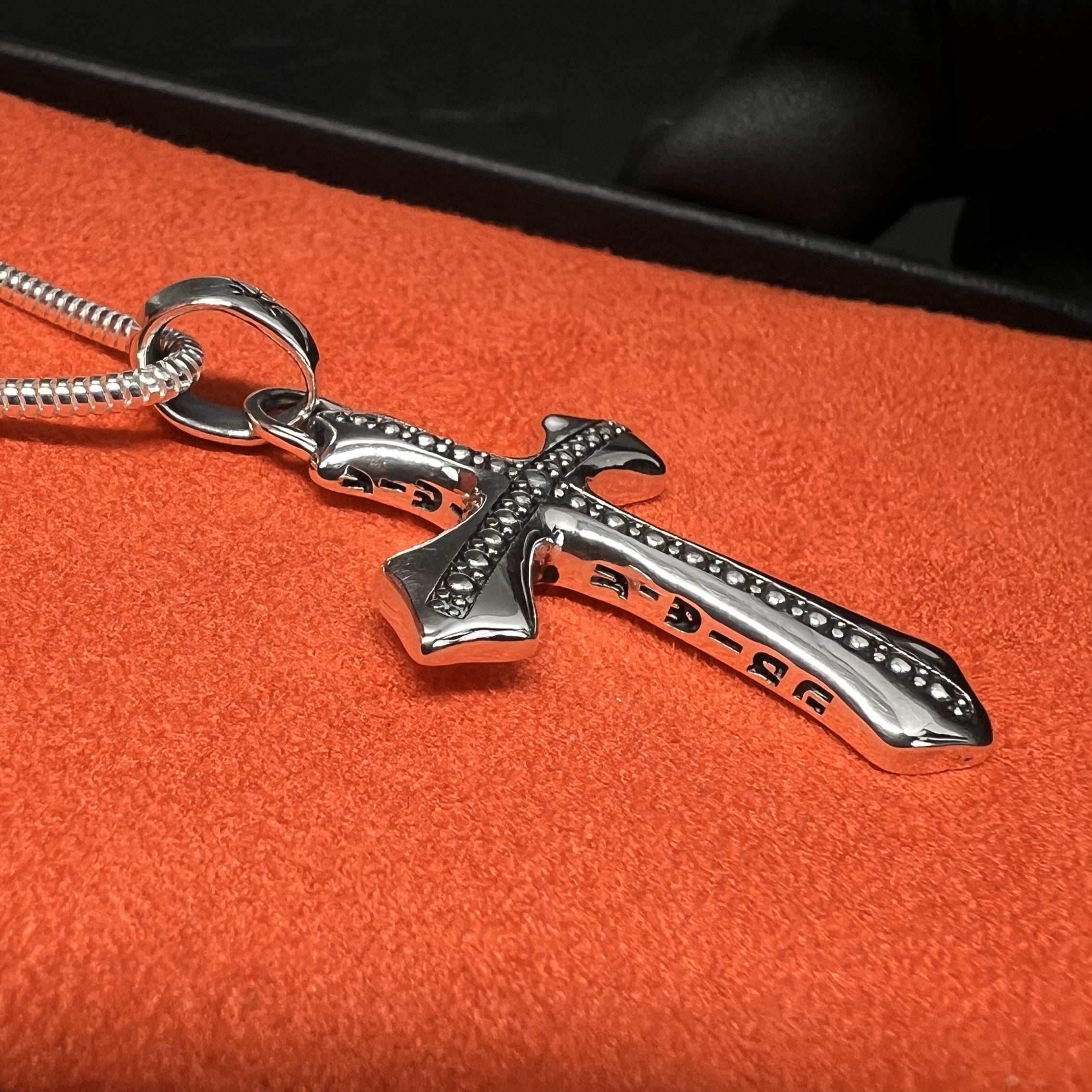 Faith Necklace in Silver