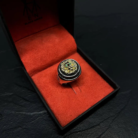 ANEL KING NEMÉIA PRATA & OURO OLHOS COM ESMERALDA