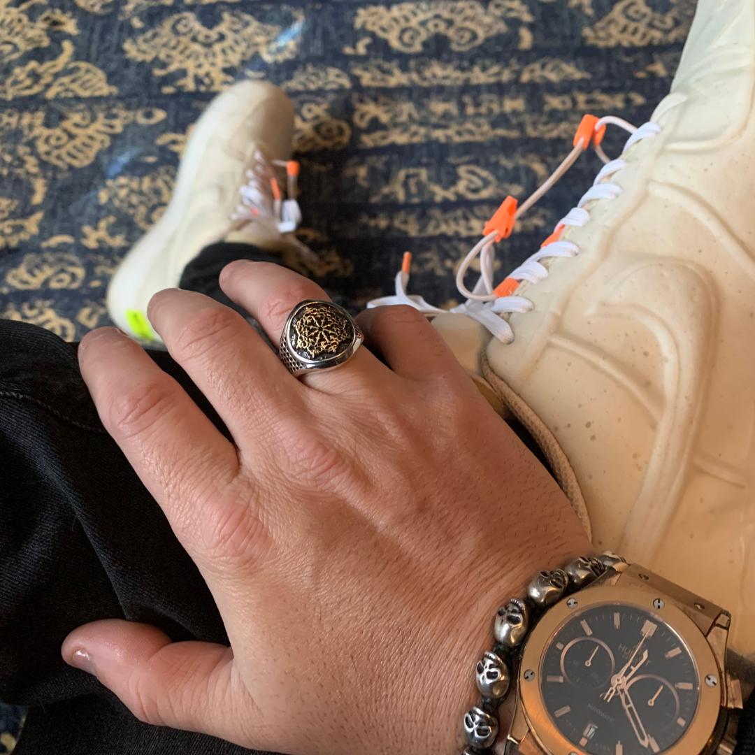 ANEL MOCCAN PRATA & OURO