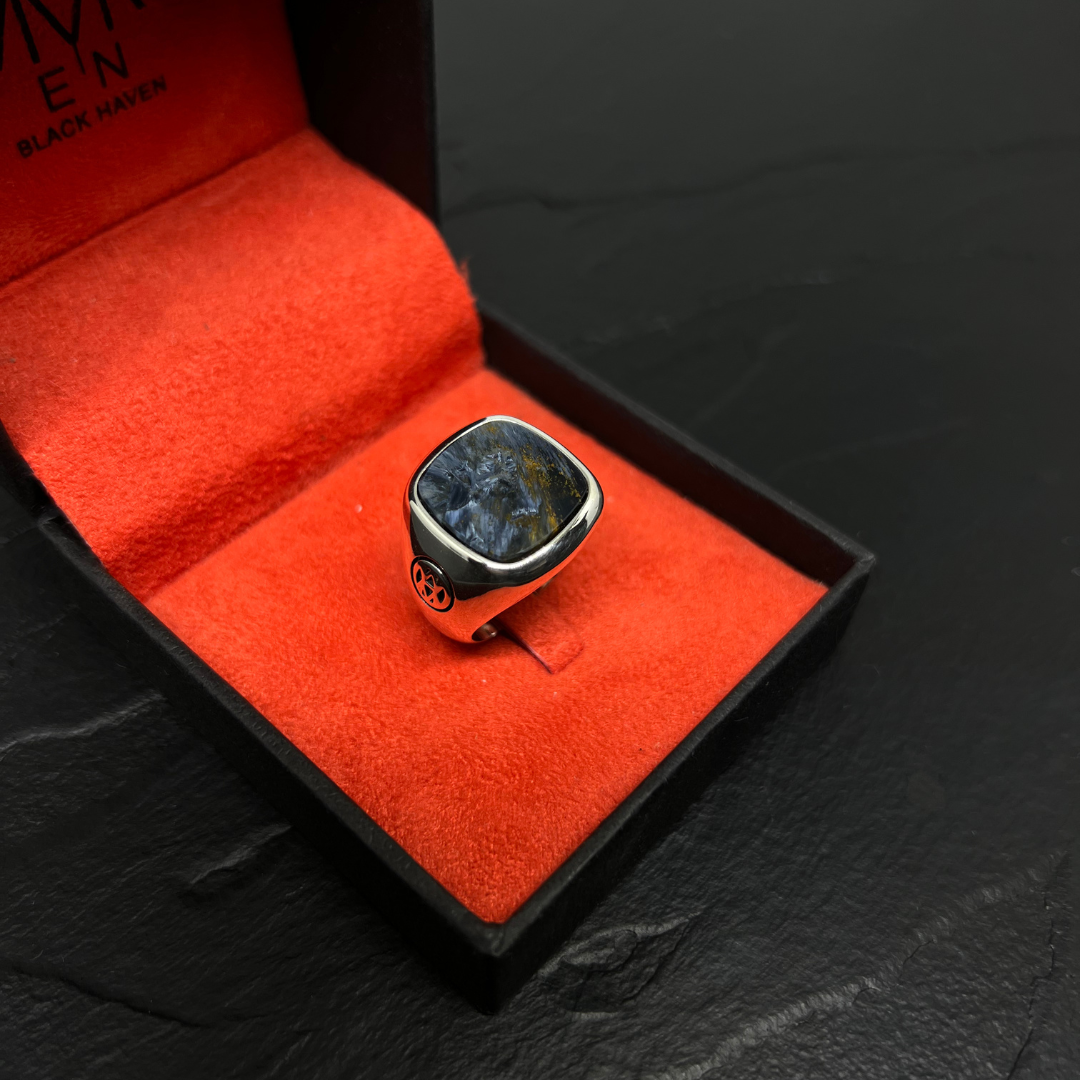 ANEL ÓTHRYS PRATA COM PEDRA PIETERSITA